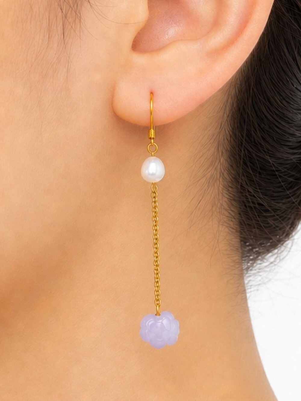 Nature Jade Pig Dangle Earring
